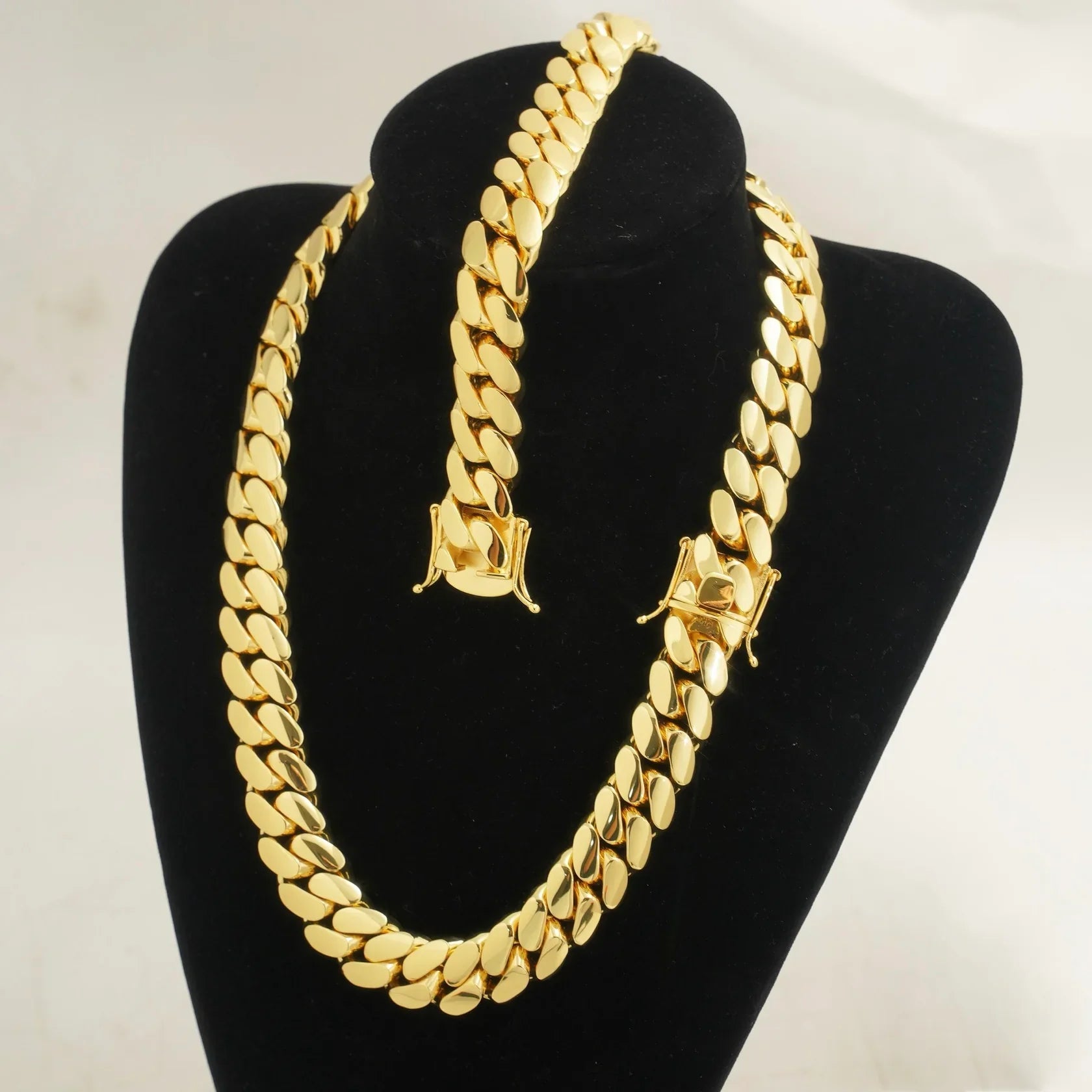 20mm  17.cm Miami Cuban Link Bracelet