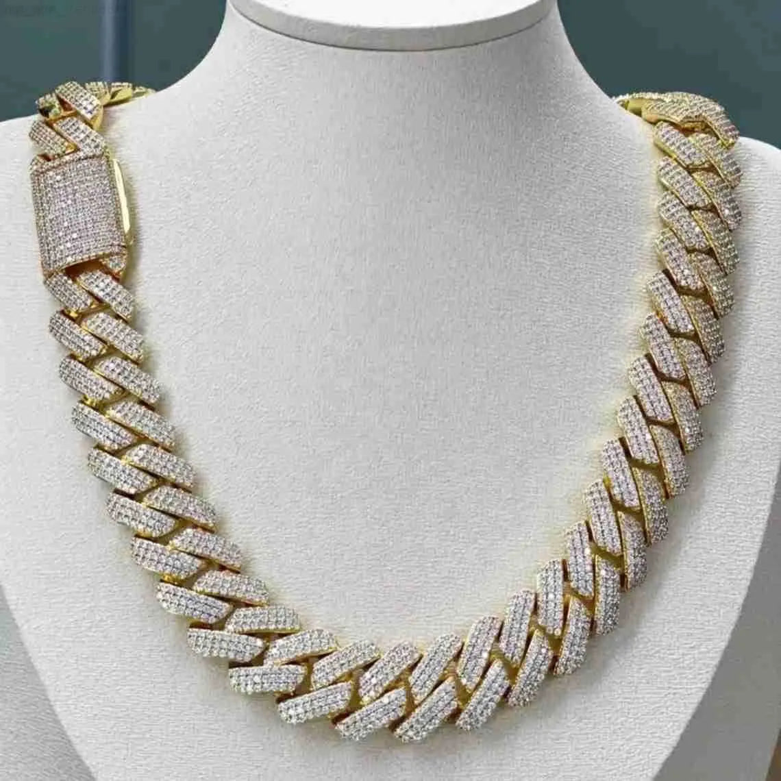 20" Necklace Moissanite Chain Cuban Tennis Chain Link Iced Out