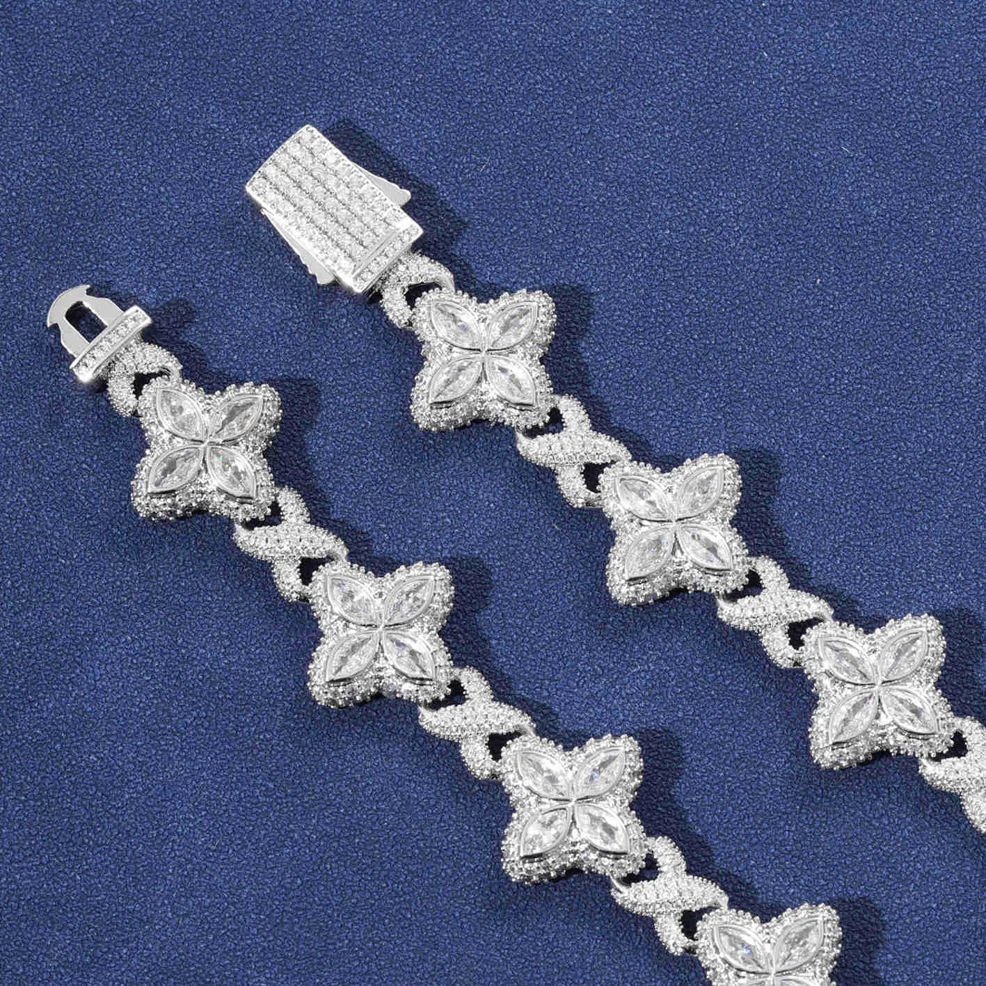 22" Flower VVS Moissanite Iced Out Cuban Link Chain Necklace