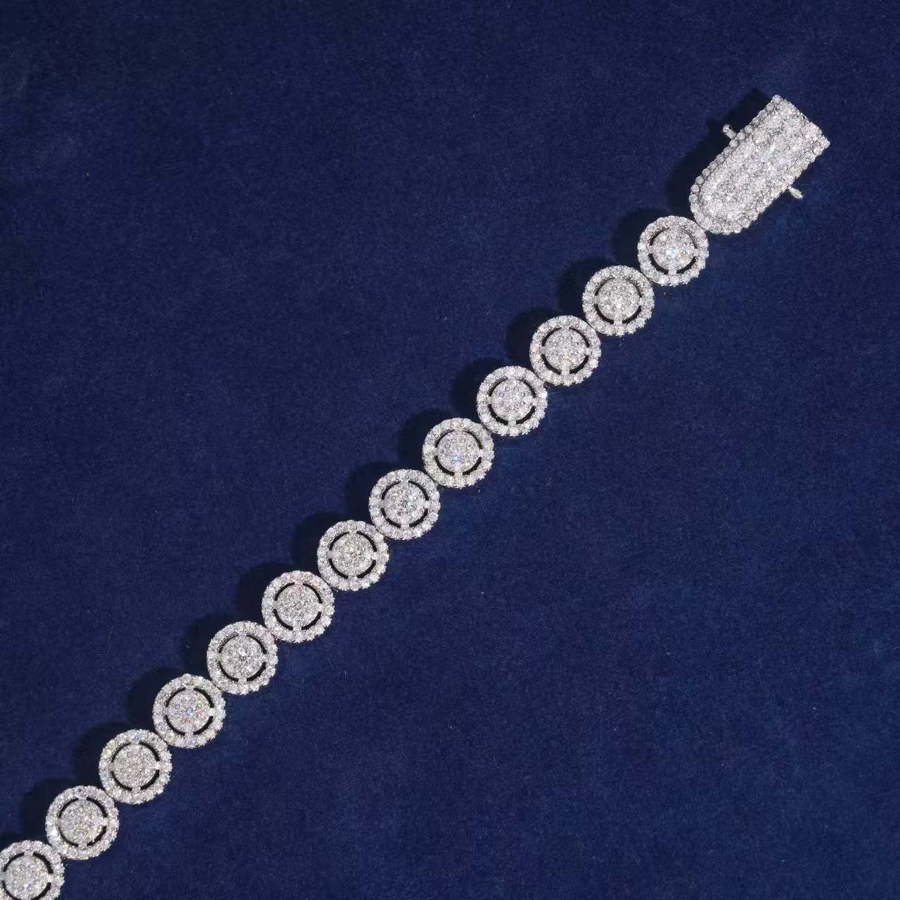 7-9" 10mm Circle Tennis Bracelet in S925 Silver with VVS Moissanite