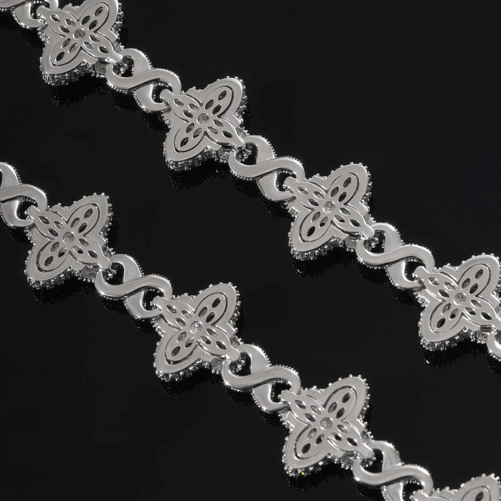 18" Flower Necklace VVS Moissanite Iced Out Cuban Link Chain