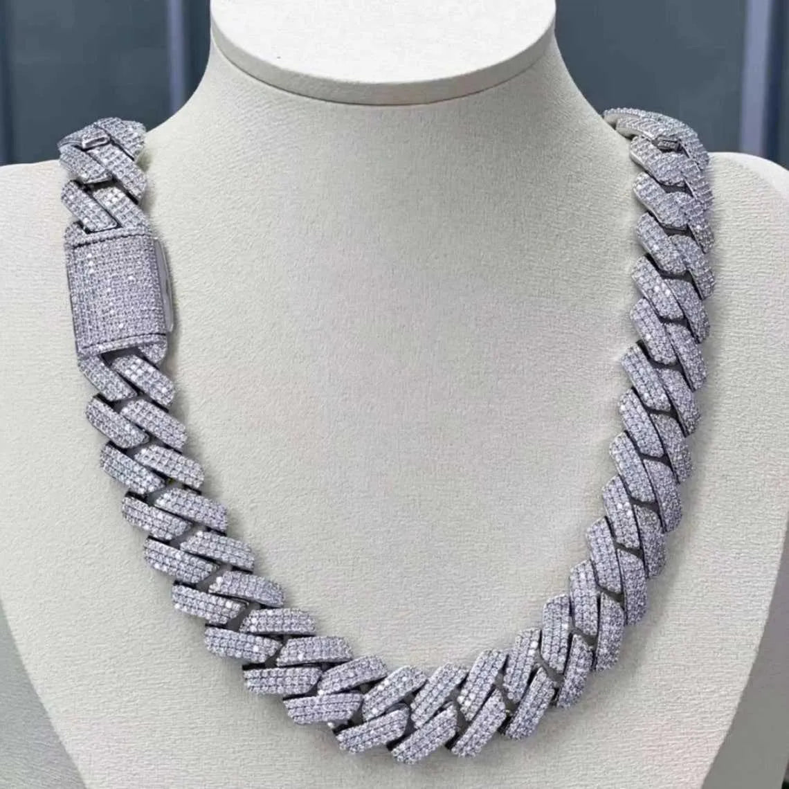 22" Necklace Moissanite Chain Cuban Tennis Chain Link Iced Out